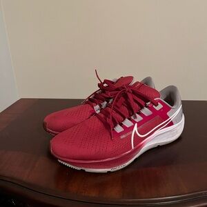 Nike Men University of Alabama Pegasus 11 Red Running Shoes